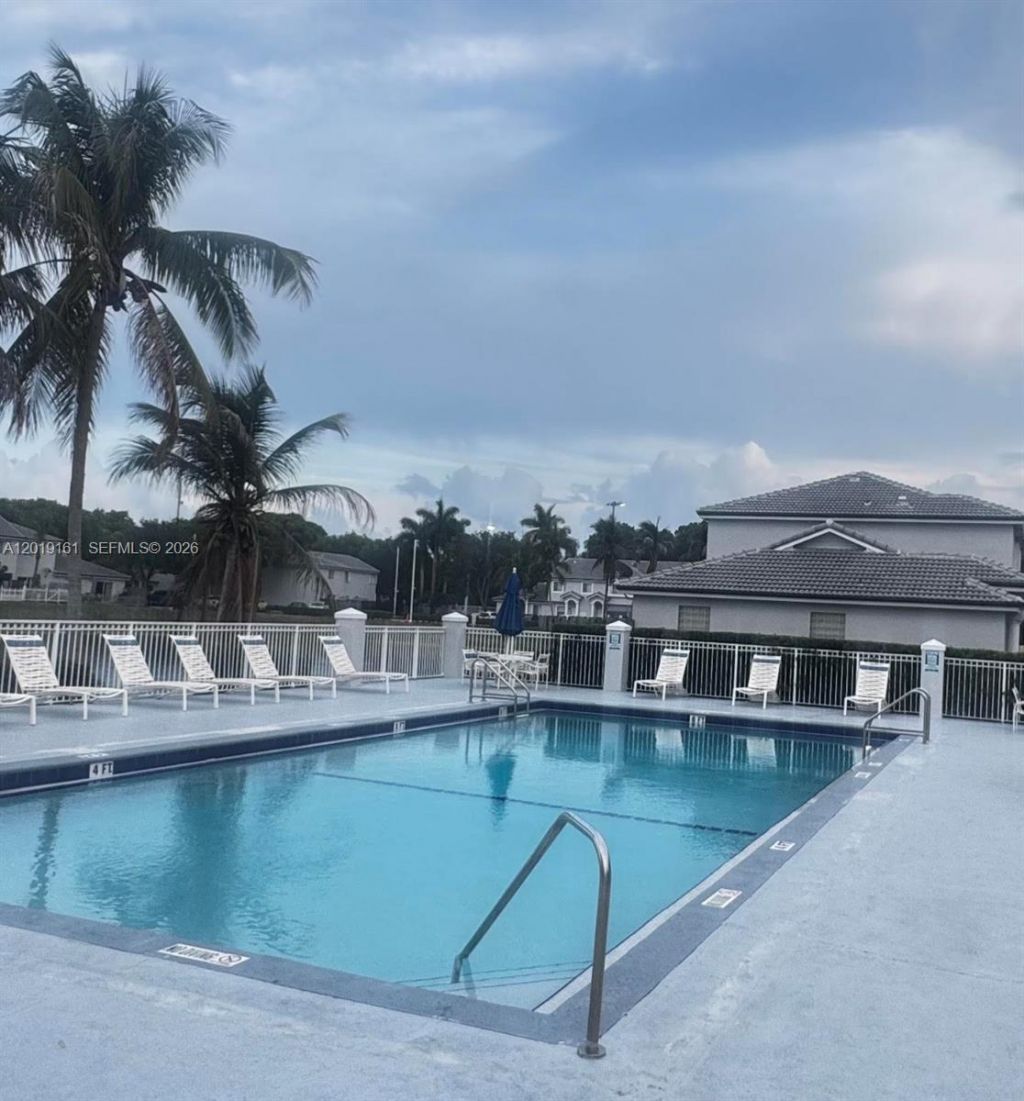 14172 SW 121st Pl, Unit 4, Miami, FL 33186 Photo