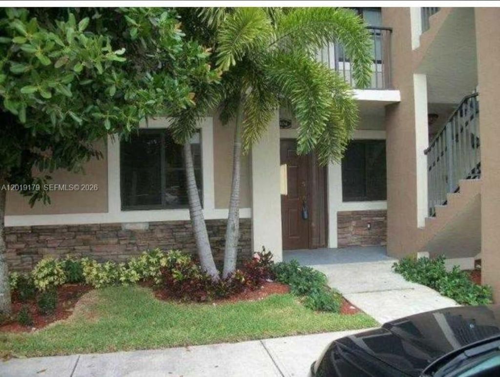 22931 SW 88th Pl , Unit 102, Cutler Bay, FL 33190 Photo