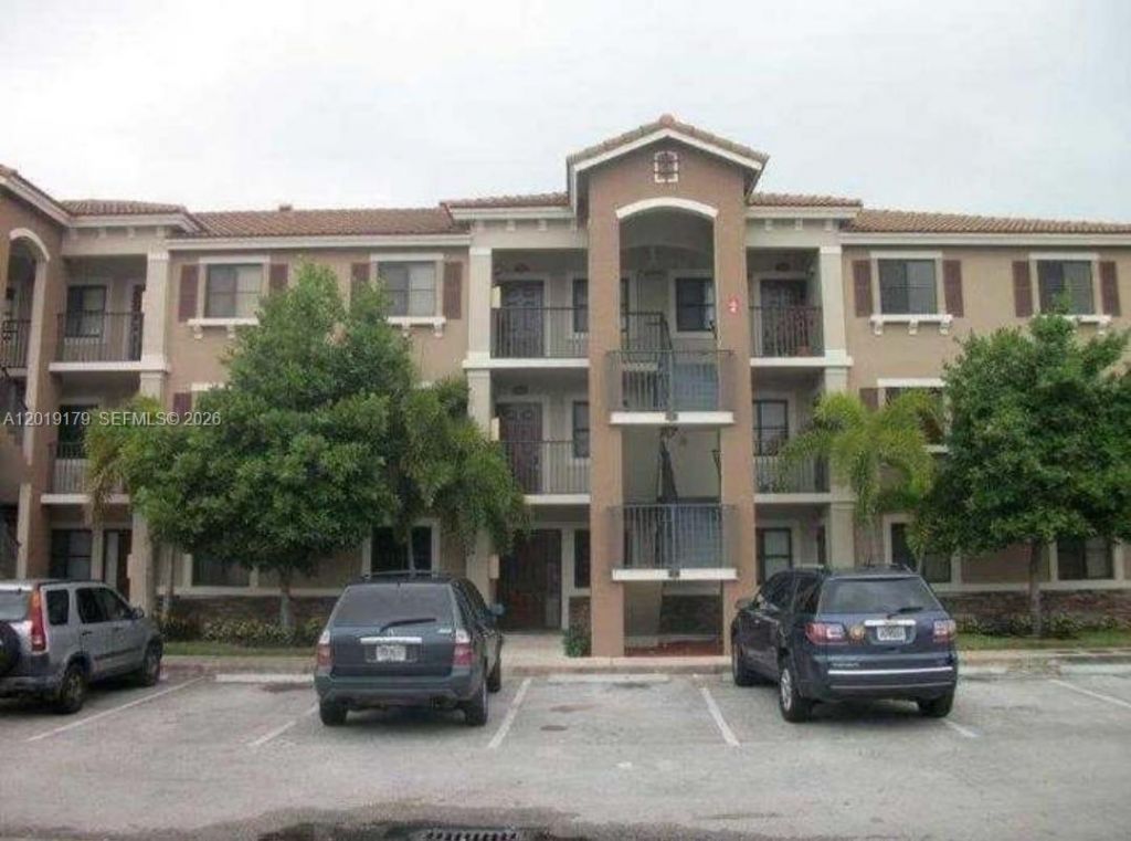 22931 SW 88th Pl , Unit 102, Cutler Bay, FL 33190 Photo