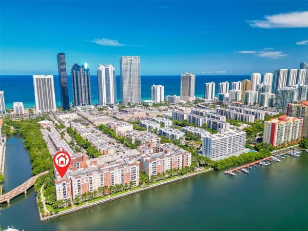 17150 N Bay Rd , Unit 2908, Sunny Isles Beach, FL 33160