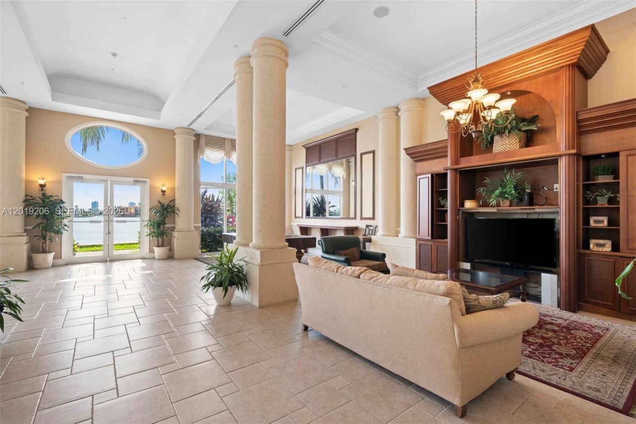 17150 N Bay Rd , Unit 2908, Sunny Isles Beach, FL 33160 Photo