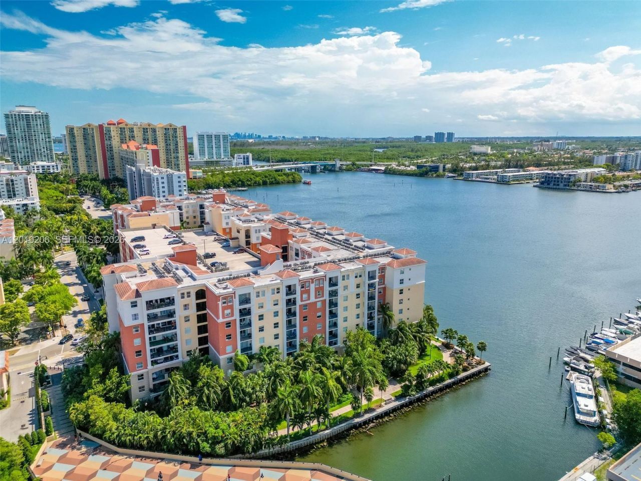 17150 N Bay Rd , Unit 2908, Sunny Isles Beach, FL 33160 Photo