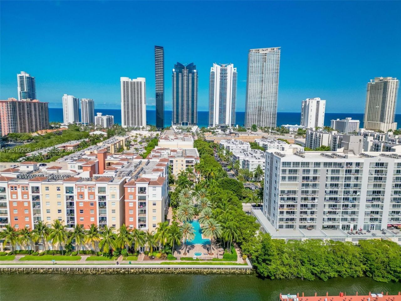17150 N Bay Rd , Unit 2908, Sunny Isles Beach, FL 33160 Photo