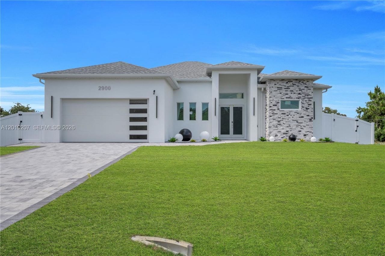 2900 41st St SW , Lehigh Acres, FL 33976 Photo