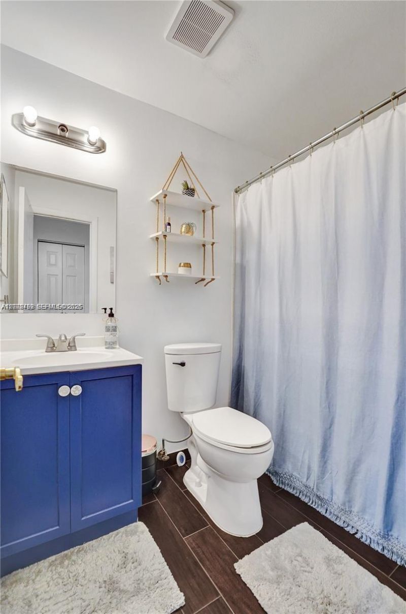 10468 NW 10th St , Unit 204, Pembroke Pines, FL 33026 Photo