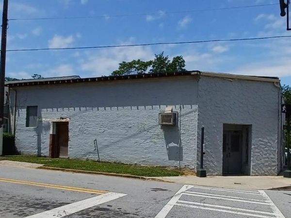 698 Butler Parkway, Gainesville, GA 30501
