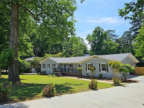 260 E Valley Drive, Marietta, GA 30068
