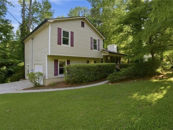 4695 Spring Gate Drive, Powder Springs, GA 30127
