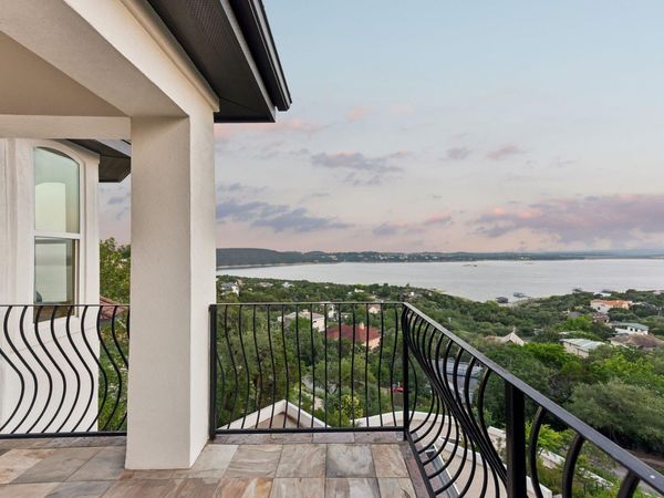 14004 Skyline DR, Austin, TX 78732