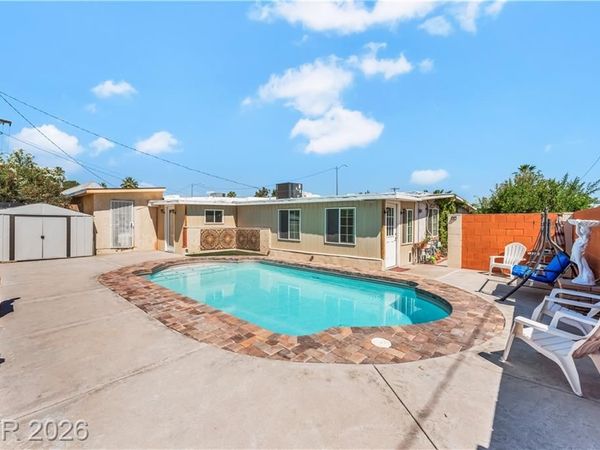 2083 La Vante Avenue, Las Vegas, NV 89169