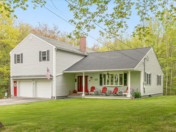 10 Balsam Way, Plaistow, NH 03865