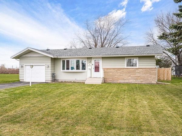 63 7th St, Superior, WI 54880