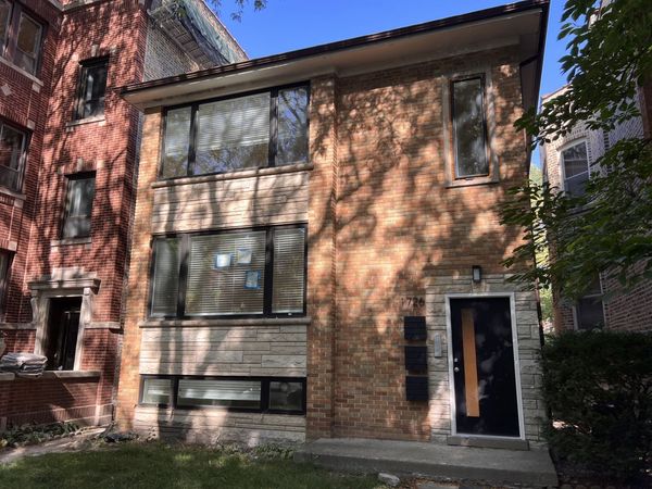 1726 W Catalpa Avenue, Unit 2, Chicago, IL 60660