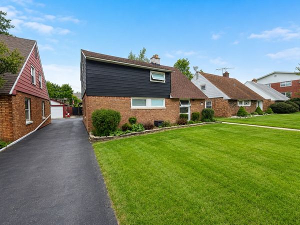 4316 Elm Avenue, Lyons, IL 60534