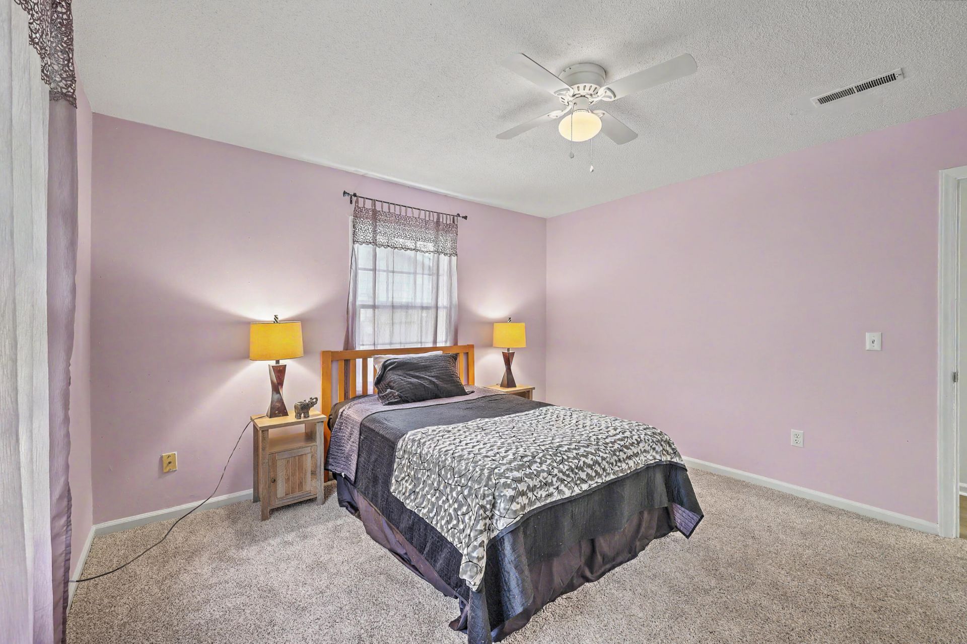 405 Madeline Drive Photo 17