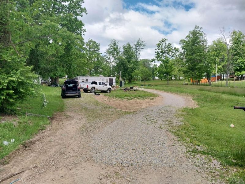 6711 Golden Doubloon Lane, Hillsboro, OH 45133 Photo 3