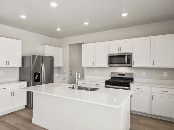 856 N 260 E, Santaquin, UT 84655