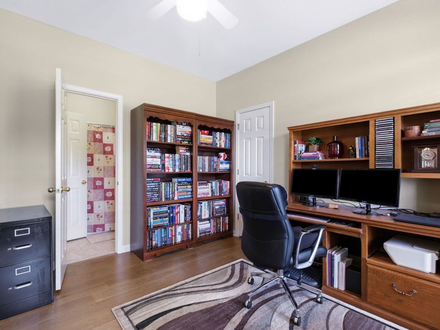 Property Image 18