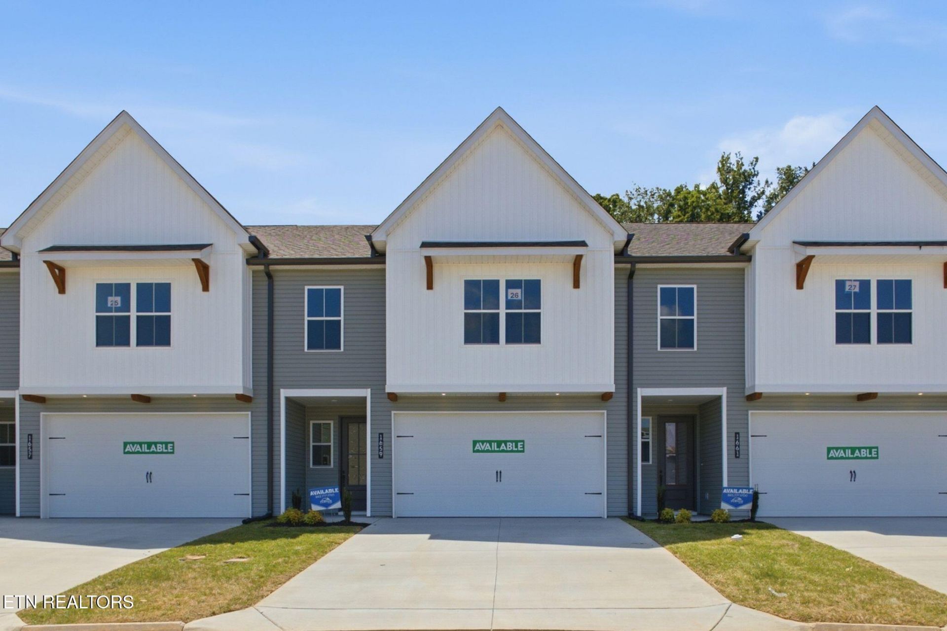 1659 Lateglow Way, Knoxville, TN 37931 Main Photo