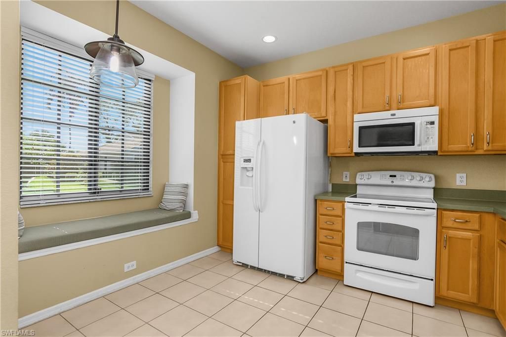 7820 Sandpine Ct , Unit 2304, Naples, FL 34104 Photo
