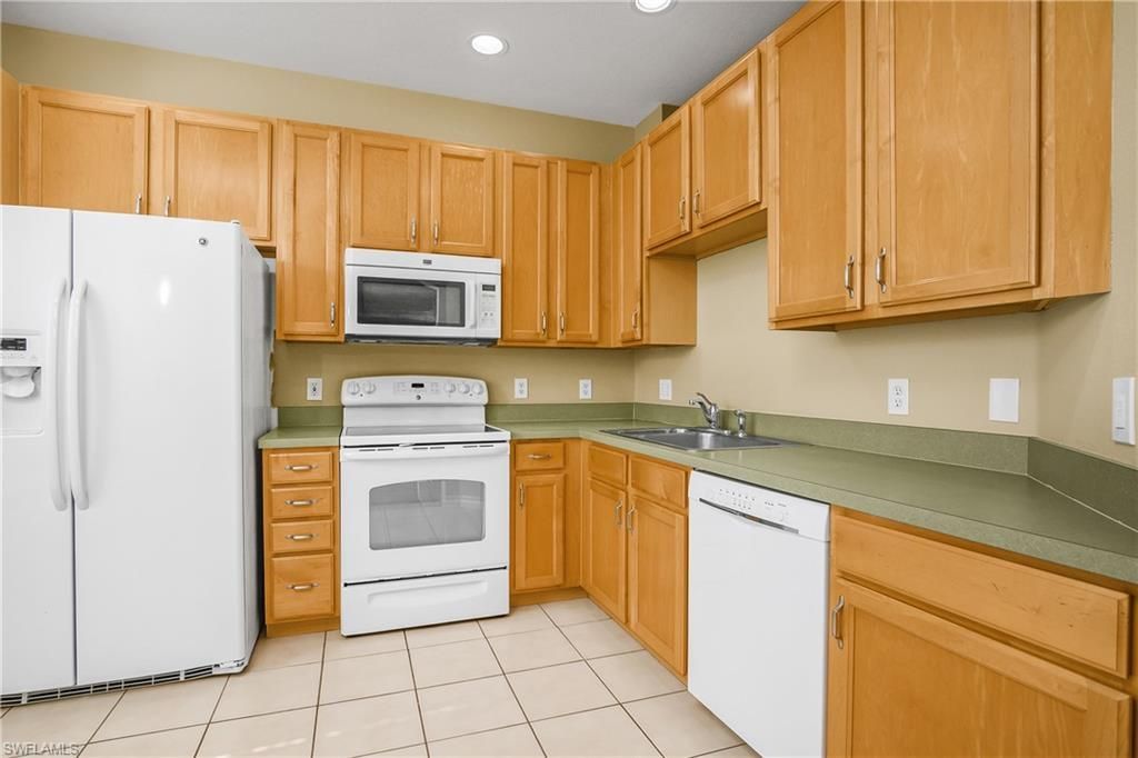 7820 Sandpine Ct , Unit 2304, Naples, FL 34104 Photo