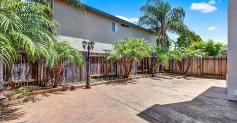 5523 Tamarindo Ln, Elk Grove, CA 95758 Photo