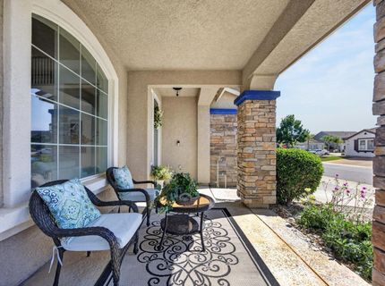 9837 Lois Stiltner Ct, Elk Grove, CA 95624 Photo