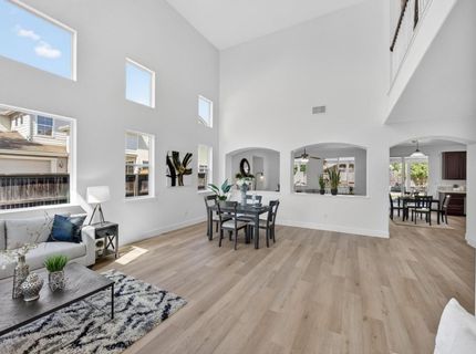 9837 Lois Stiltner Ct, Elk Grove, CA 95624 Photo