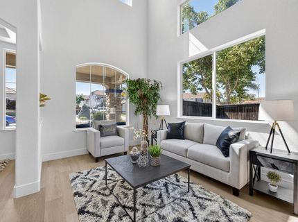 9837 Lois Stiltner Ct, Elk Grove, CA 95624 Photo