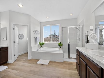 9837 Lois Stiltner Ct, Elk Grove, CA 95624 Photo