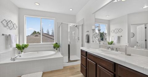 9837 Lois Stiltner Ct, Elk Grove, CA 95624 Photo