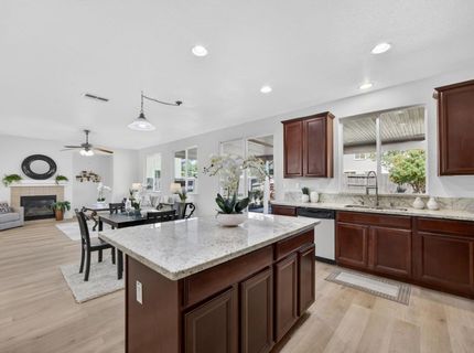 9837 Lois Stiltner Ct, Elk Grove, CA 95624 Photo
