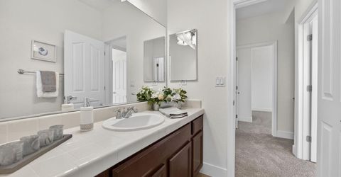 9837 Lois Stiltner Ct, Elk Grove, CA 95624 Photo