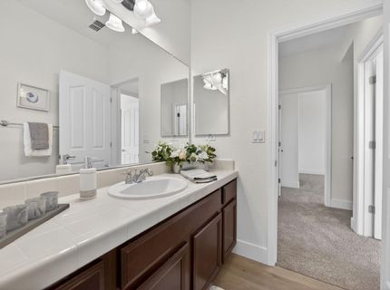 9837 Lois Stiltner Ct, Elk Grove, CA 95624 Photo