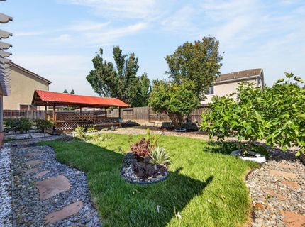 9837 Lois Stiltner Ct, Elk Grove, CA 95624 Photo
