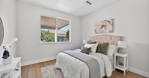 9837 Lois Stiltner Ct, Elk Grove, CA 95624 Photo