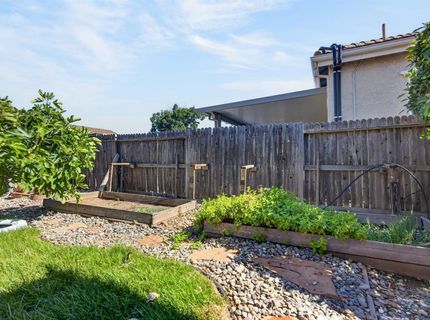 9837 Lois Stiltner Ct, Elk Grove, CA 95624 Photo