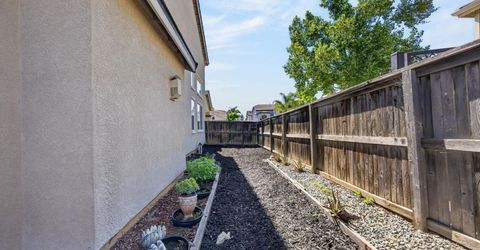 9837 Lois Stiltner Ct, Elk Grove, CA 95624 Photo
