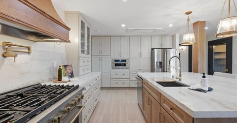 9815 Mira Del Rio Dr, Sacramento, CA 95827 Photo