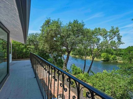 9815 Mira Del Rio Dr, Sacramento, CA 95827 Photo