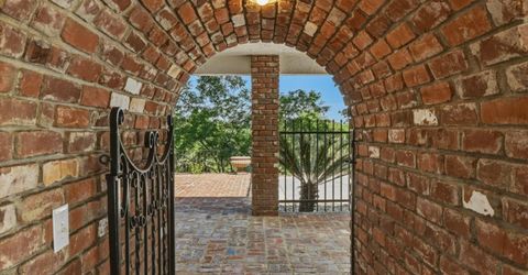 9815 Mira Del Rio Dr, Sacramento, CA 95827 Photo