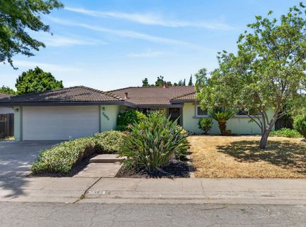 7382 Farm Dale Way, Sacramento, CA 95831 Photo