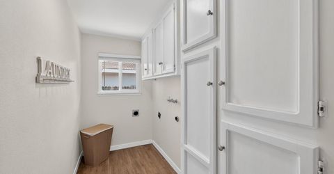 7382 Farm Dale Way, Sacramento, CA 95831 Photo