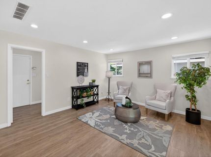 7382 Farm Dale Way, Sacramento, CA 95831 Photo