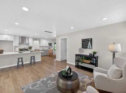 7382 Farm Dale Way, Sacramento, CA 95831 Photo