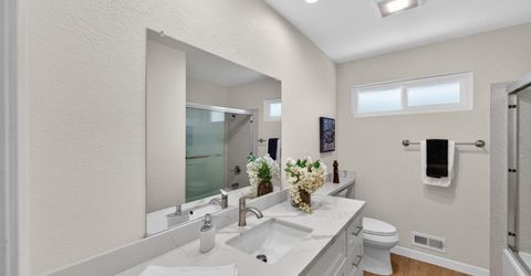 7382 Farm Dale Way, Sacramento, CA 95831 Photo