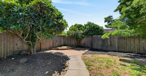 7382 Farm Dale Way, Sacramento, CA 95831 Photo