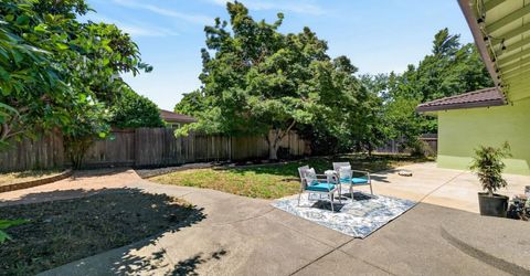 7382 Farm Dale Way, Sacramento, CA 95831 Photo