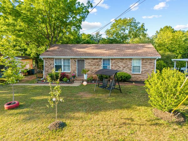 105 Bellamy Ct , Clarksville, TN 37043