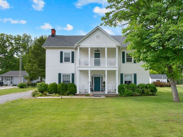 314 4th Ave NW, Winchester, TN 37398
